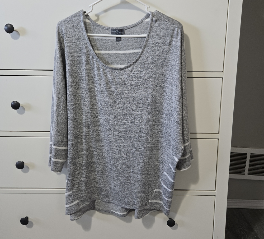 Market & Spruce Heather Gray Long Sleeve Top